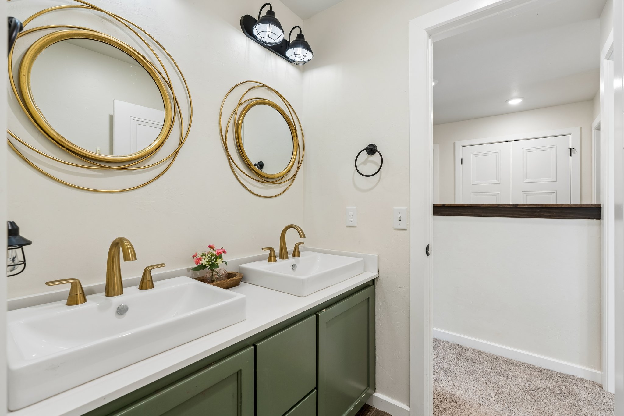 9025 E Charter Oak Rd_053.jpg