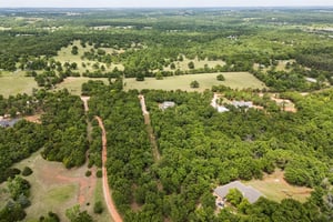 9025 E Charter Oak Rd_002.jpg