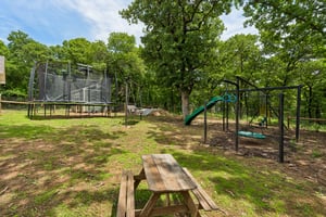 9025 E Charter Oak Rd_004.jpg