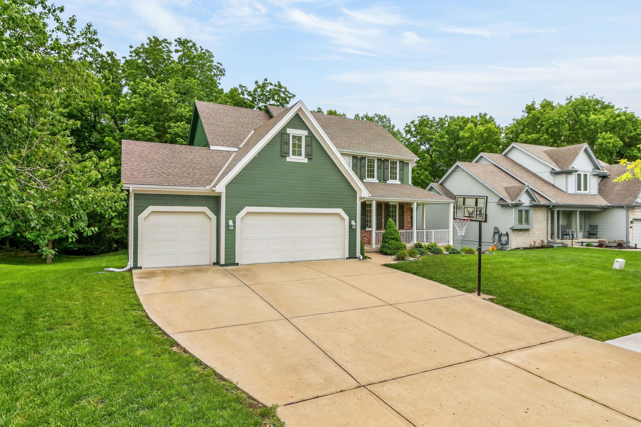 003_9027 N Manning Ave-003
