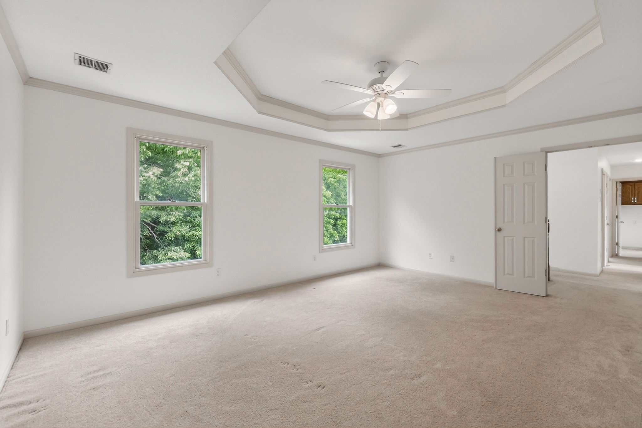 031_9027 N Manning Ave-032