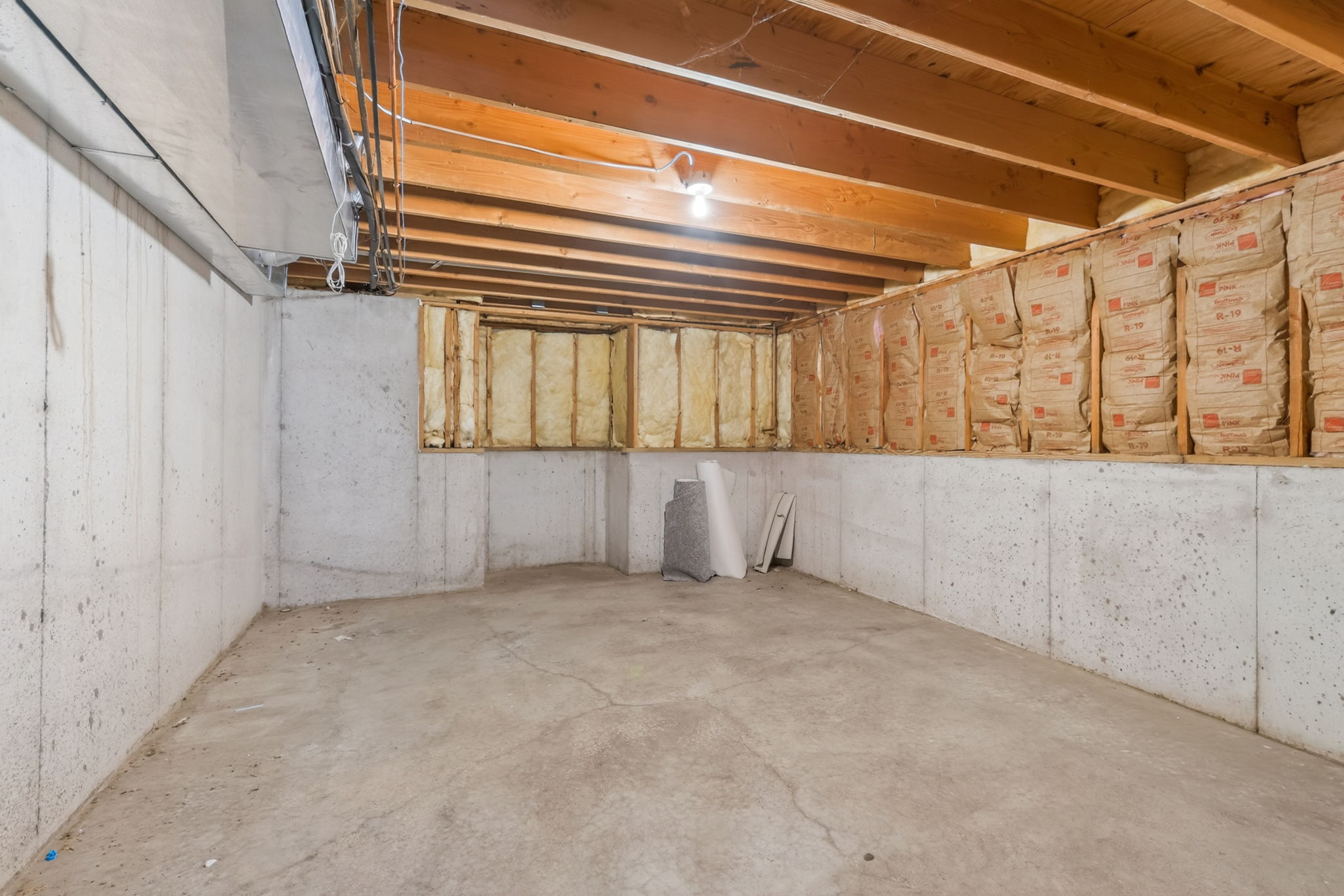 055_9027 N Manning Ave-056