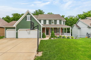 001_9027 N Manning Ave-001