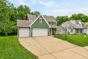 003_9027 N Manning Ave-003