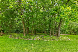 006_9027 N Manning Ave-005