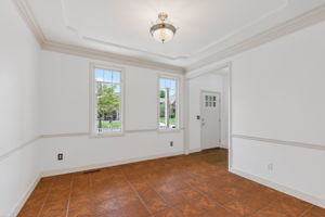 018_9027 N Manning Ave-018