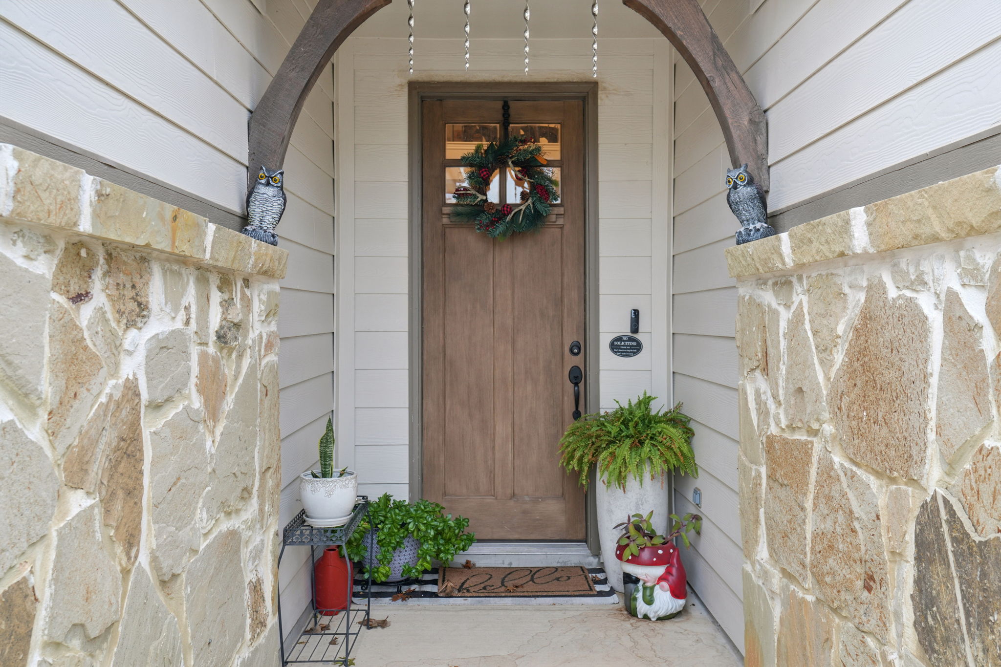 Curling Post-L0612-004