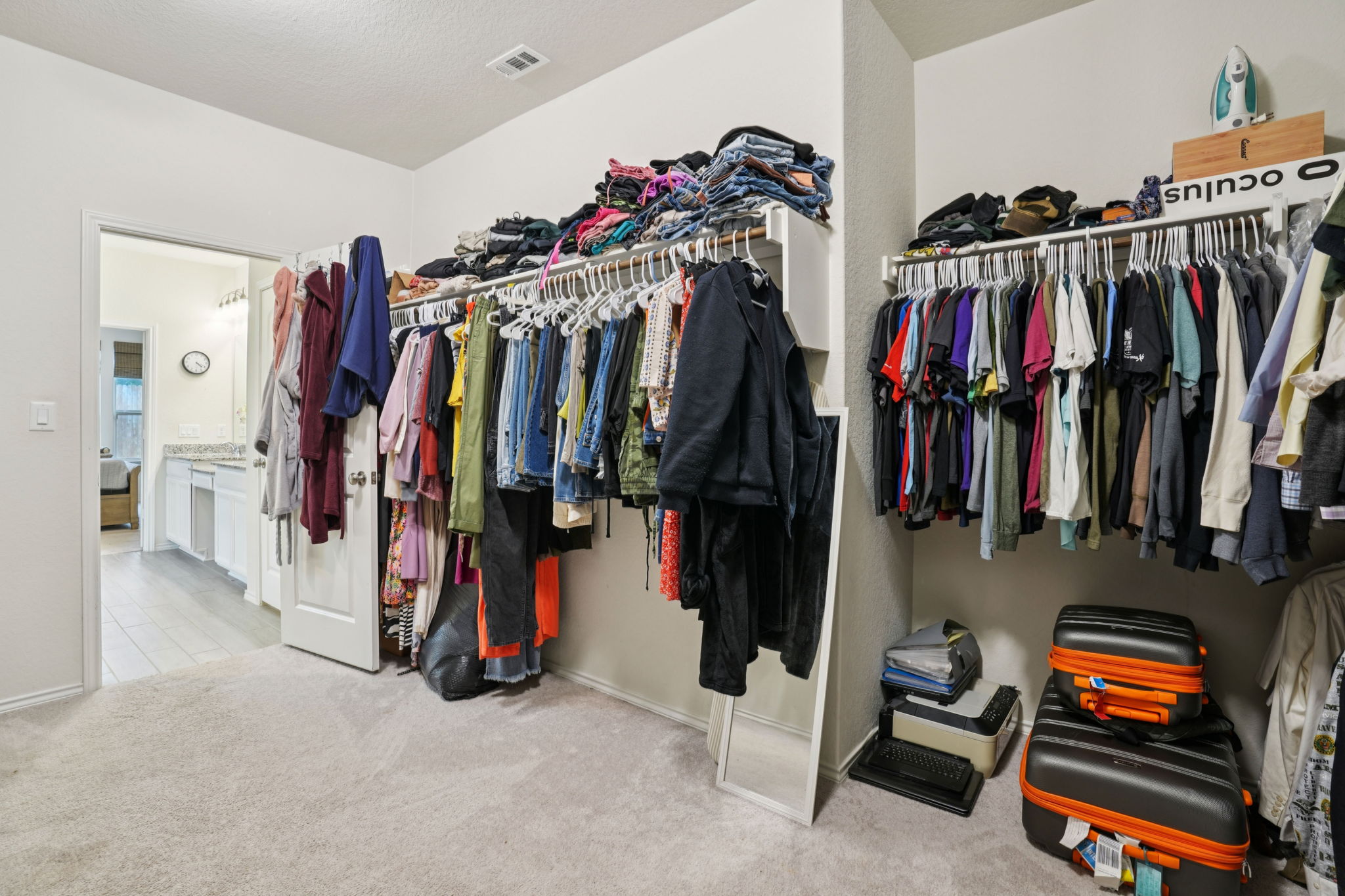 Curling Post-L0612-035