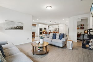 Curling Post-L0612-008