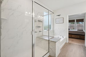 Curling Post-L0612-033