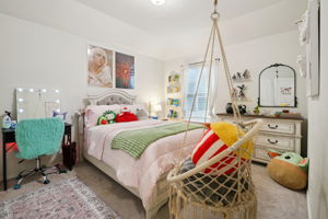 Curling Post-L0612-045