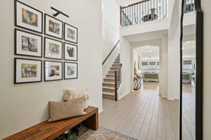 Curling Post-L1012-001.jpg