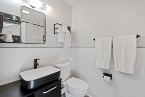  Photo 49