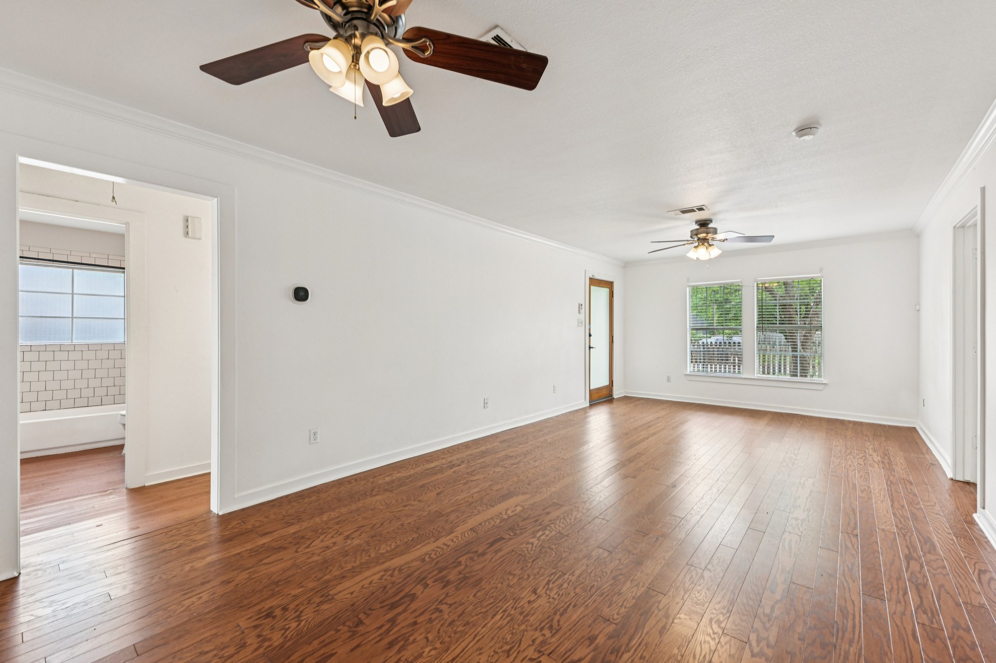 Chote Ave-S1504-010.jpg