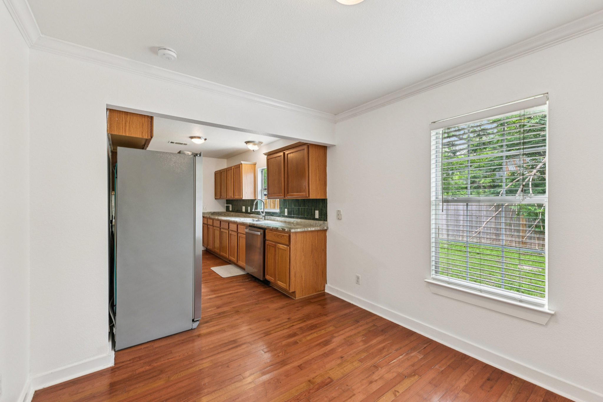 Chote Ave-S1504-012.jpg