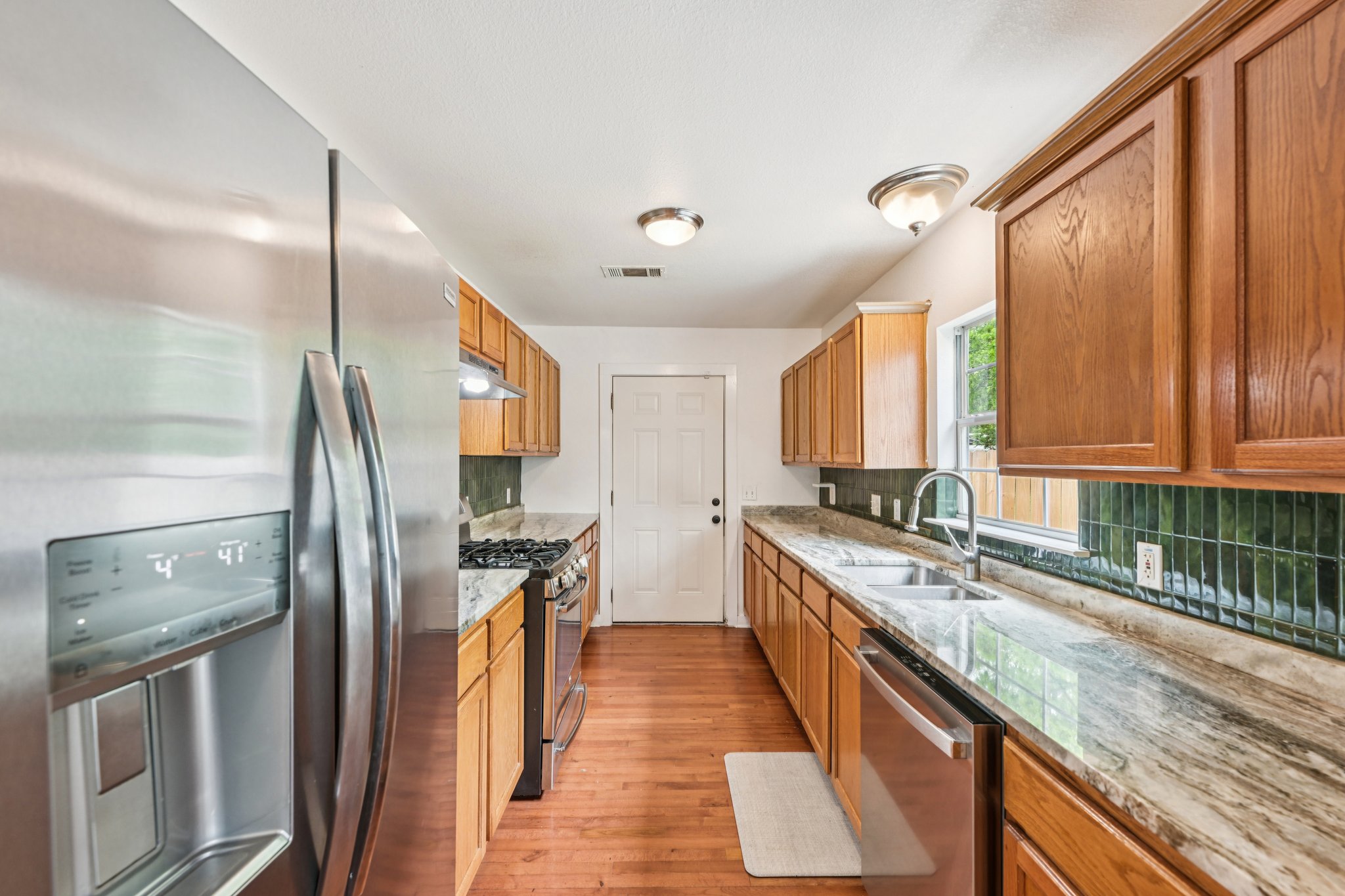 Chote Ave-S1504-014.jpg