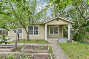 Chote Ave-S1504-001.jpg