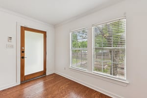 Chote Ave-S1504-008.jpg