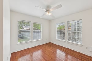 Chote Ave-S1504-021.jpg