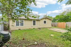 Chote Ave-S1504-031.jpg