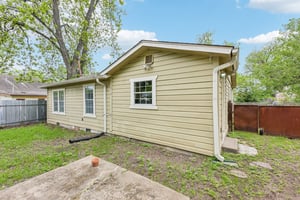 Chote Ave-S1504-032.jpg