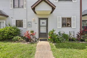 Deer Springs Rd-1006-004.jpg