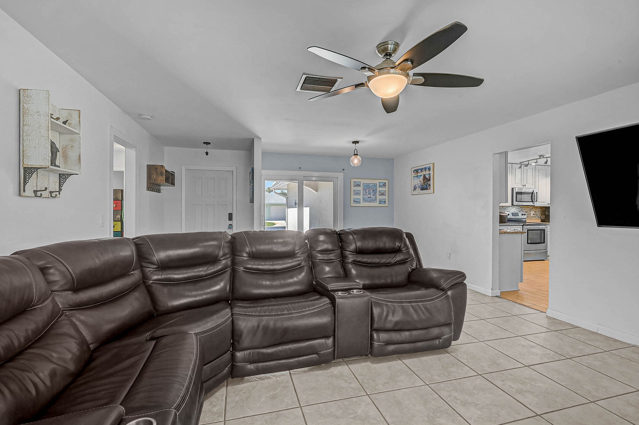 903 E Shannon Ct-16