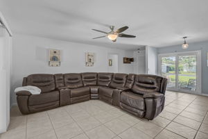 903 E Shannon Ct-15