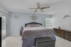 903 E Shannon Ct-17