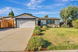 001_903 Furlong Dr