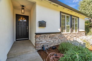 004_903 Furlong Dr