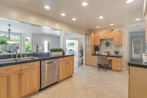 013_903 Furlong Dr