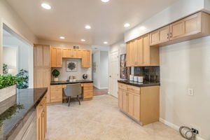 015_903 Furlong Dr