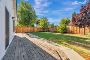 037_903 Furlong Dr