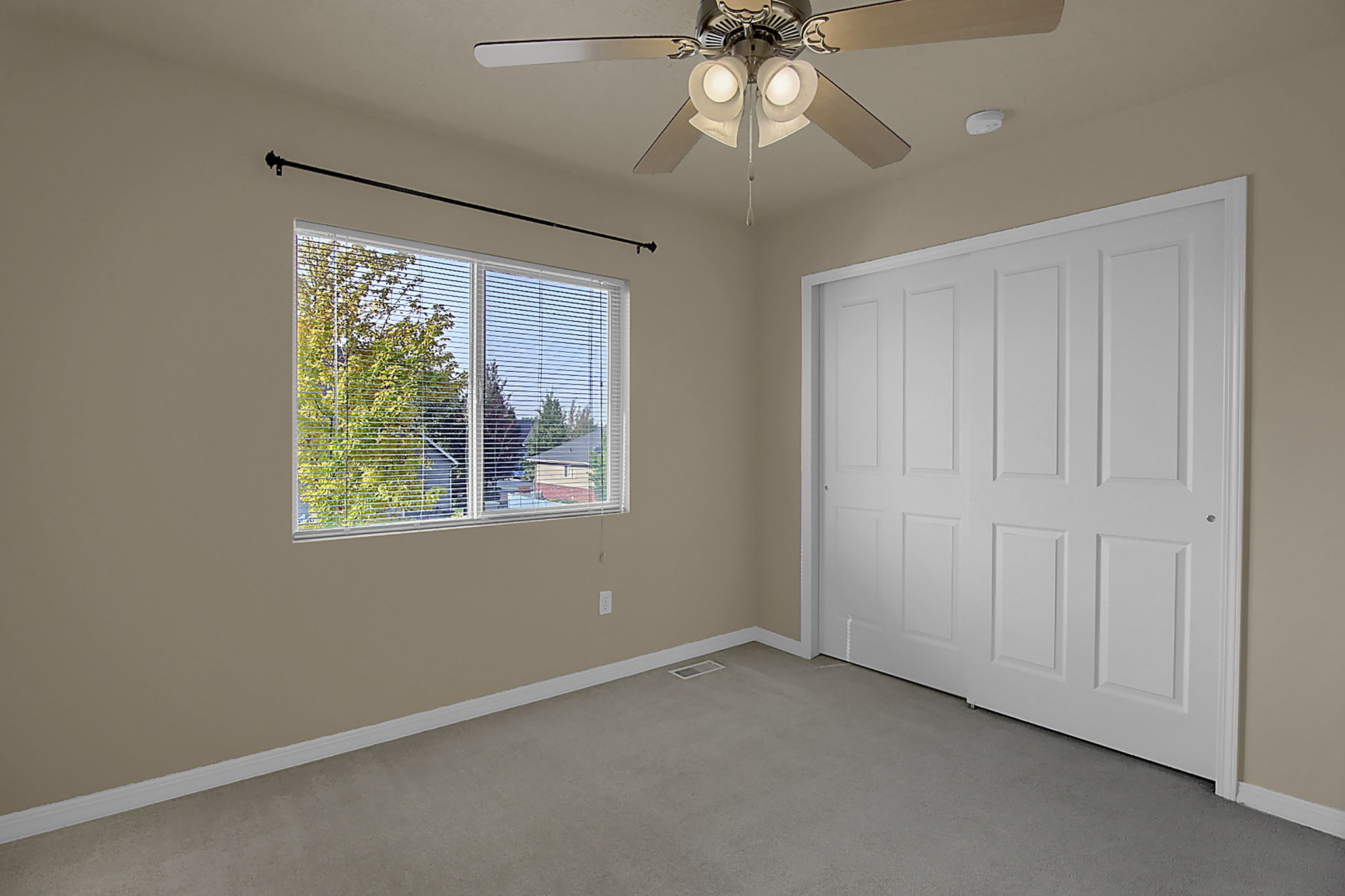  903 W 2010 S, Syracuse, UT 84075, US Photo 14