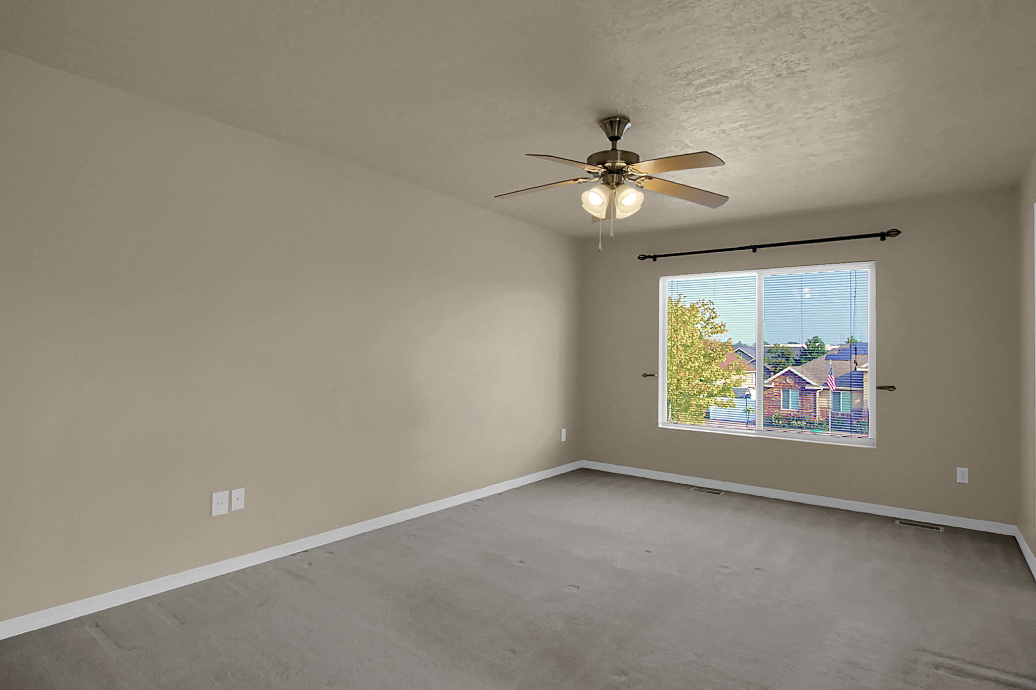  903 W 2010 S, Syracuse, UT 84075, US Photo 15