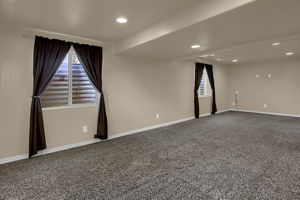  903 W 2010 S, Syracuse, UT 84075, US Photo 19