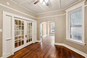 903 W Addison St_005.jpg