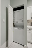 903 W Addison St_010.jpg