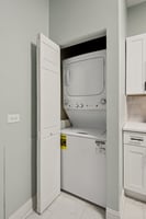 903 W Addison St_021.jpg