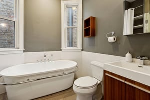 903 W Addison St_024.jpg