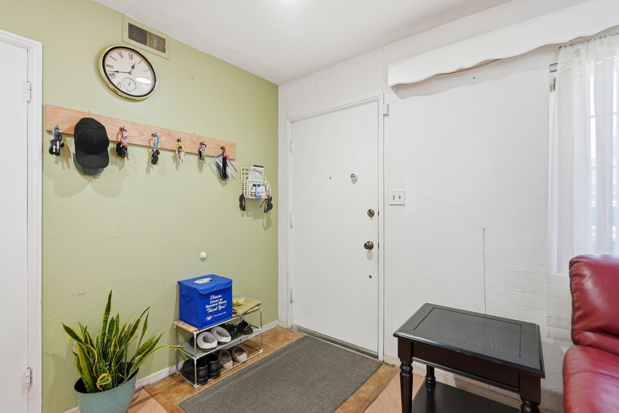 007_F8_9034 Birch St