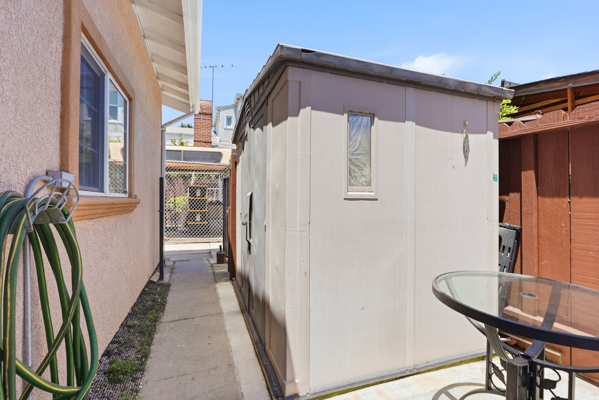 043_F8_9034 Birch St