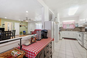 017_F8_9034 Birch St