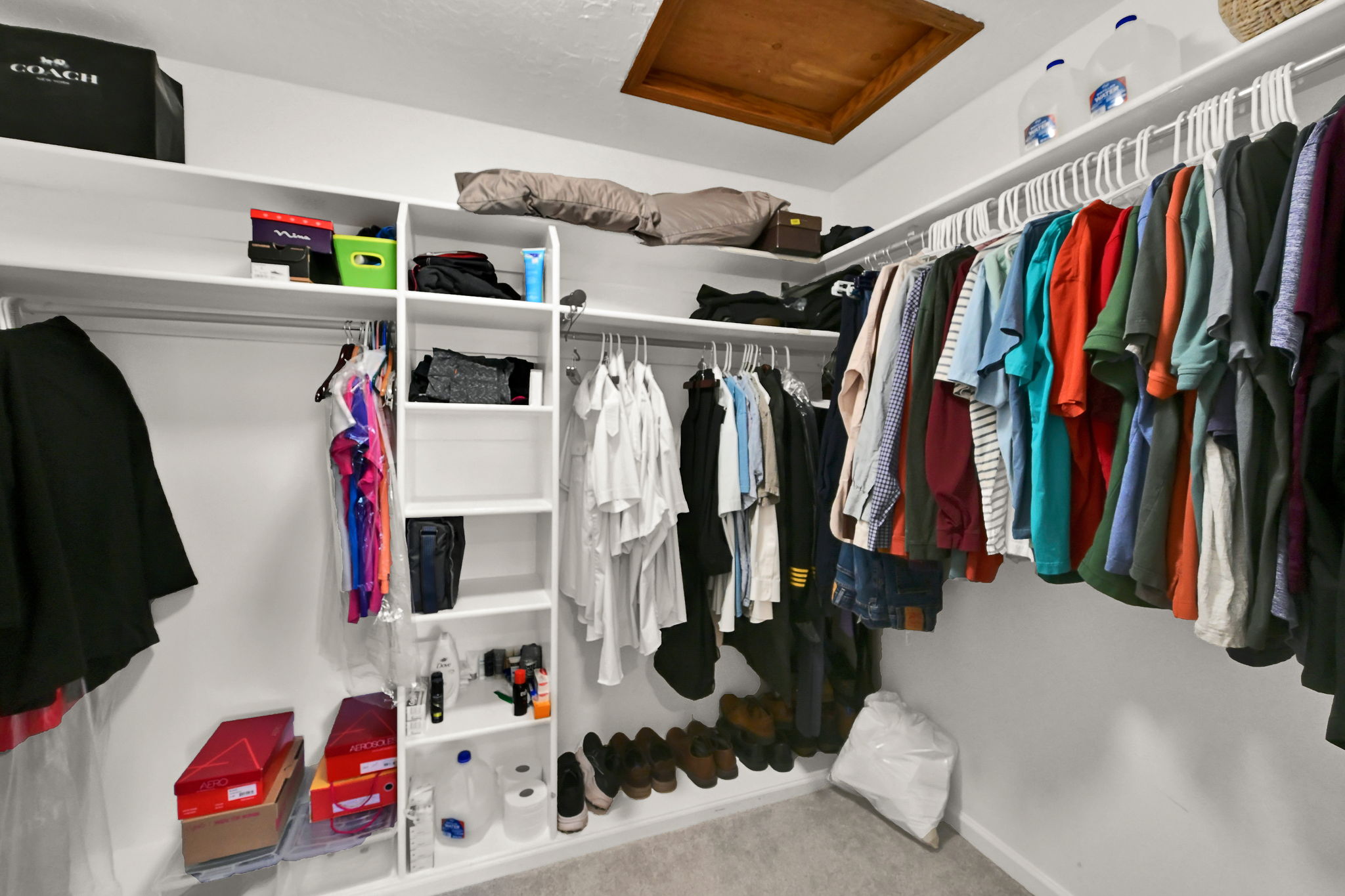  Photo 44