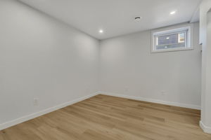  Photo 39