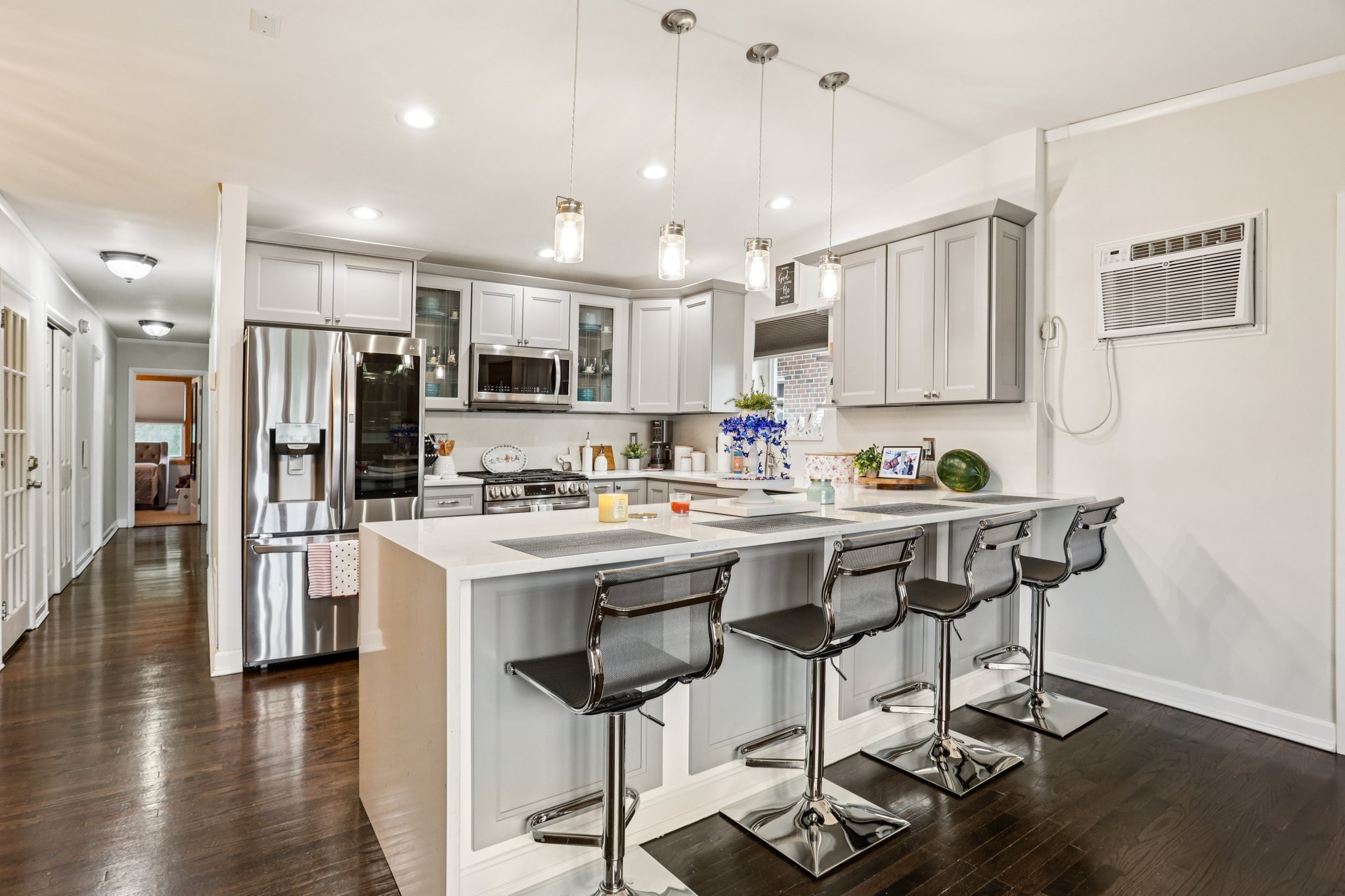 Cloverly Rd-S2806-014.jpg