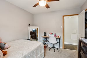Cloverly Rd-S2806-017.jpg