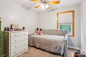 Cloverly Rd-S2806-020.jpg