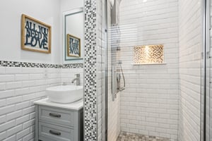 Cloverly Rd-S2806-025.jpg